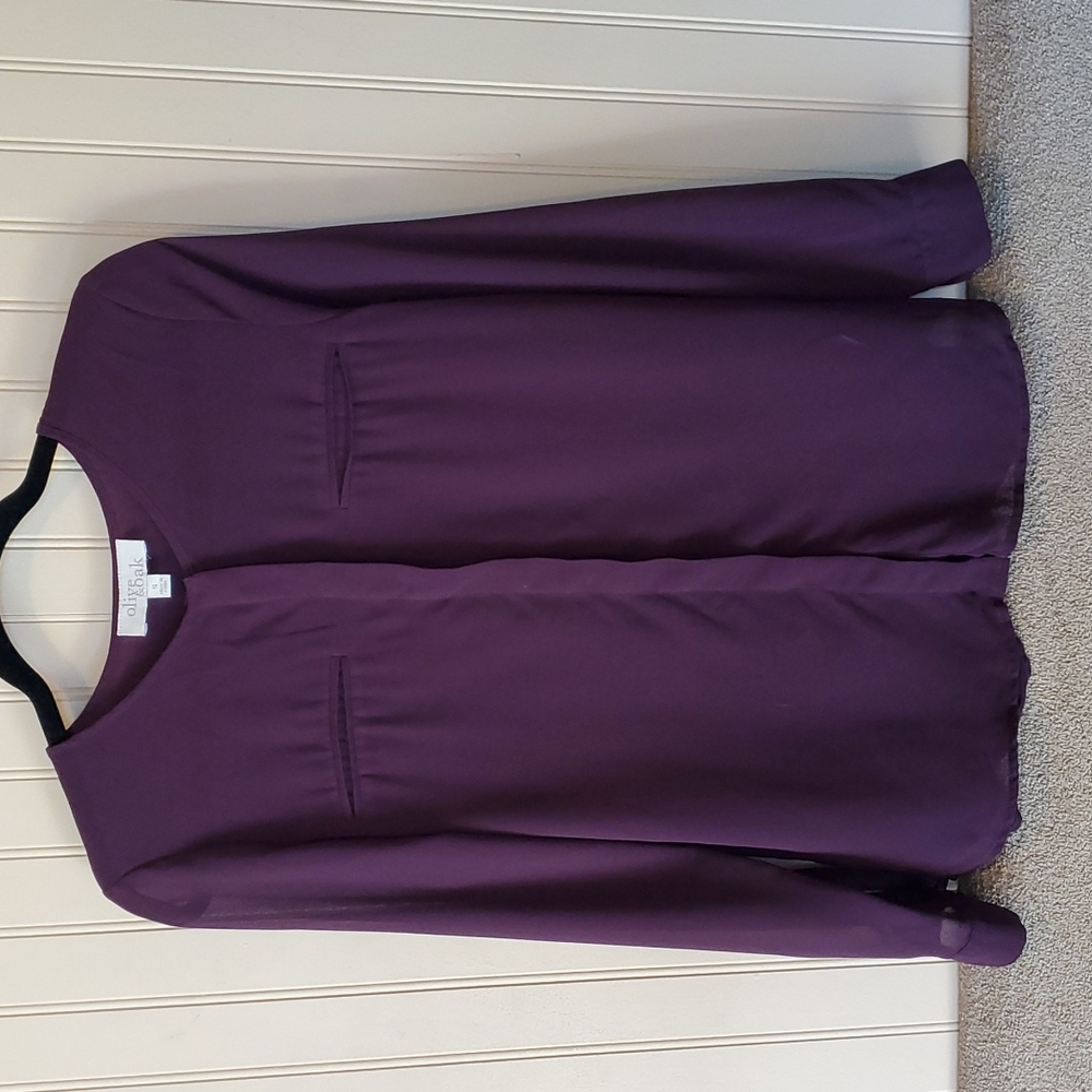 EUC Sheer Olive & Oak button-up blouse dark purple burgandy size small